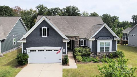 121 Van Gogh Trail Mount Holly NC 28120