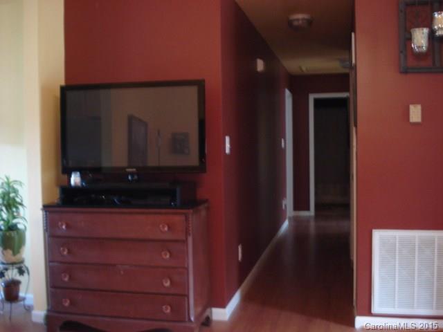 English Garden Park - Residential