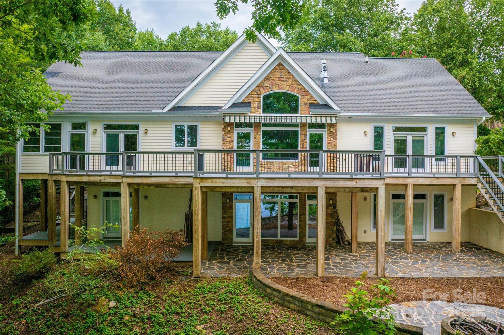 1838 Southpointe Drive