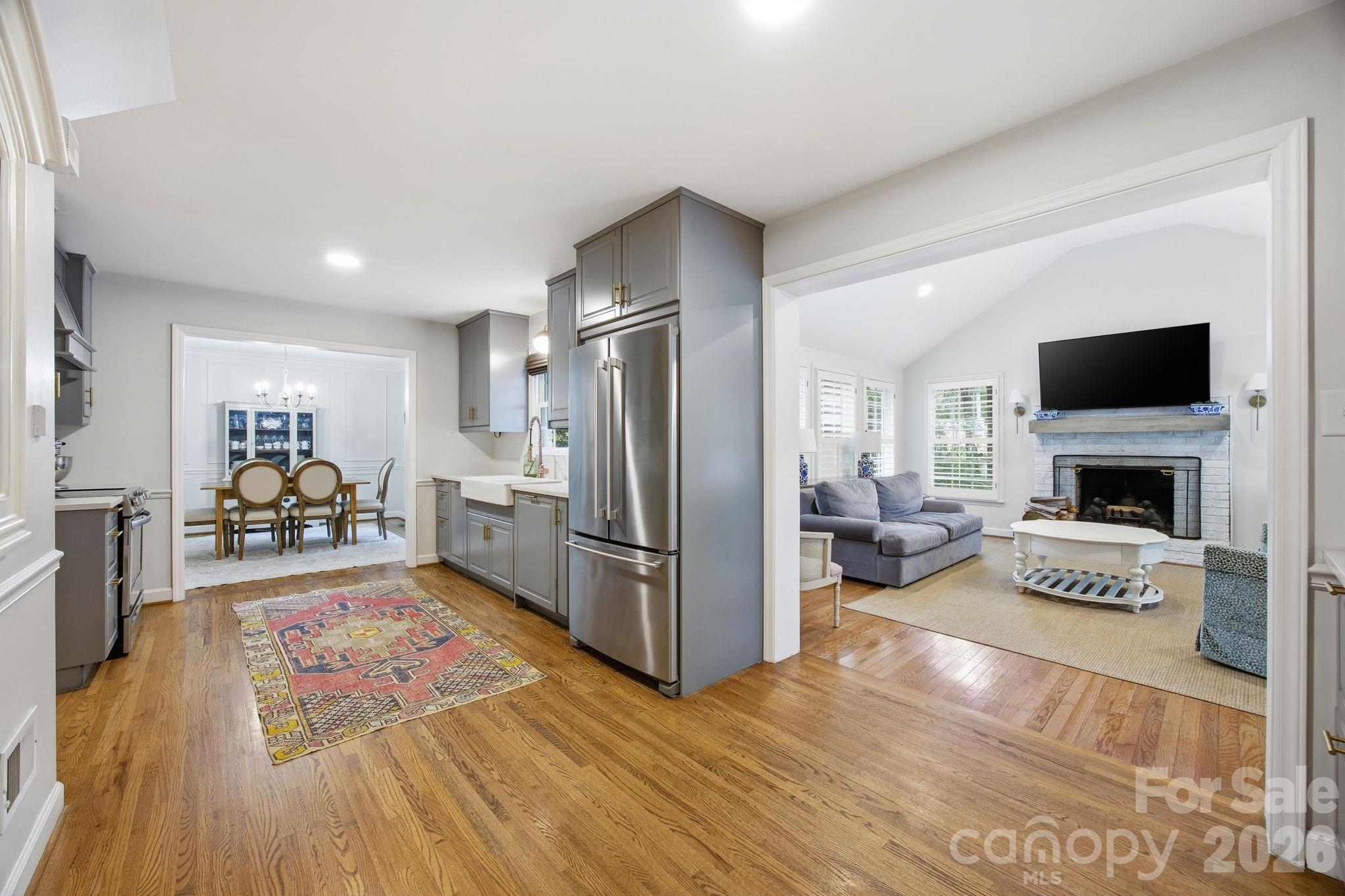Governors Square - Residential