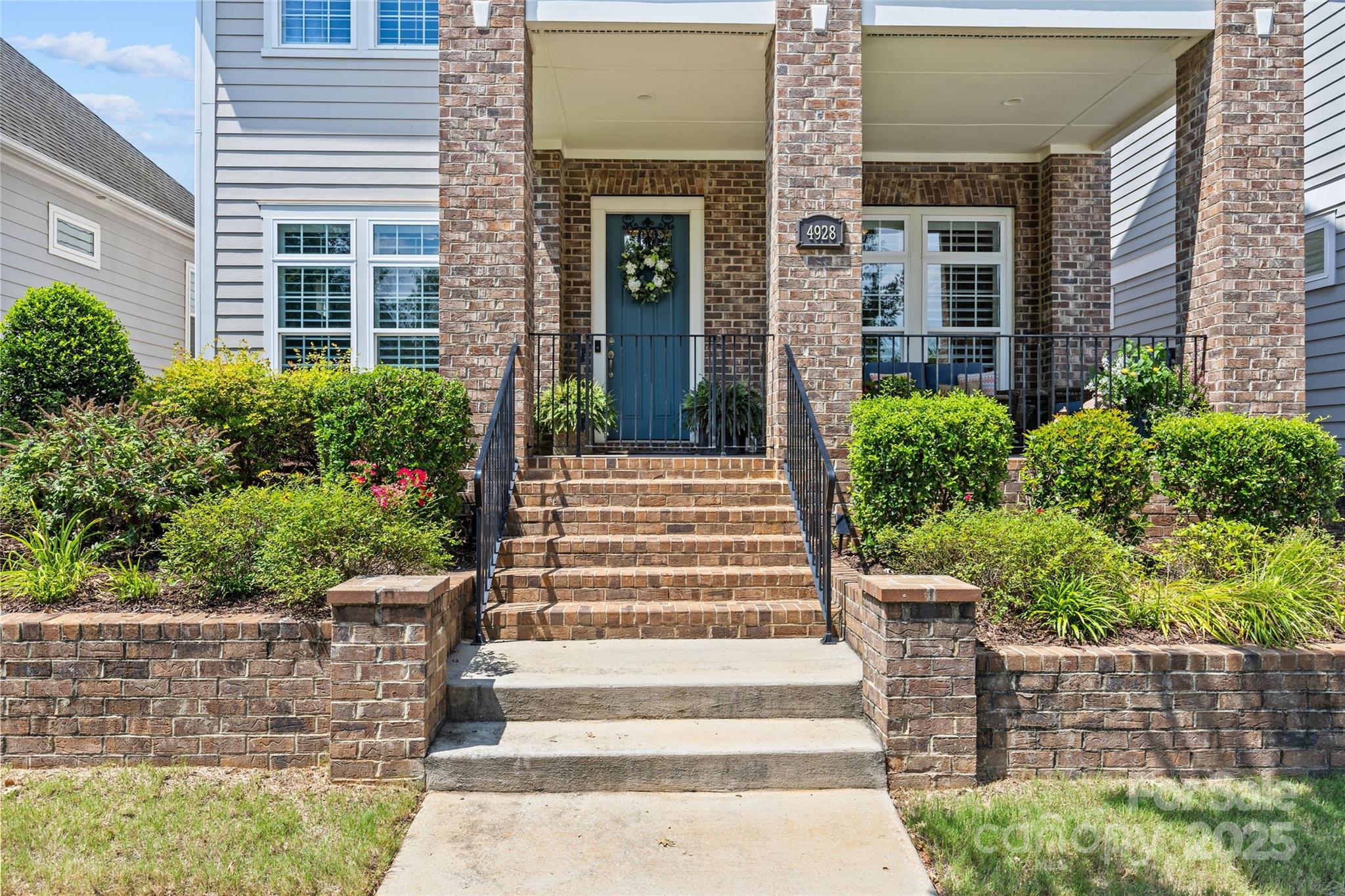 4928 Providence Country Club Drive