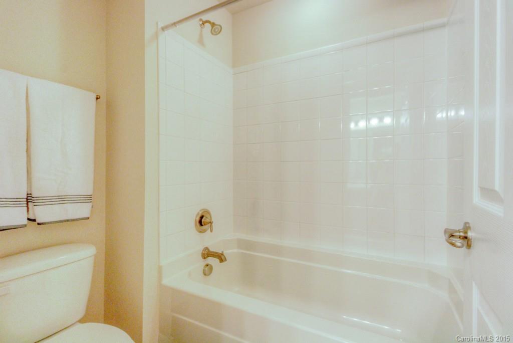 Lake Shore - Residential