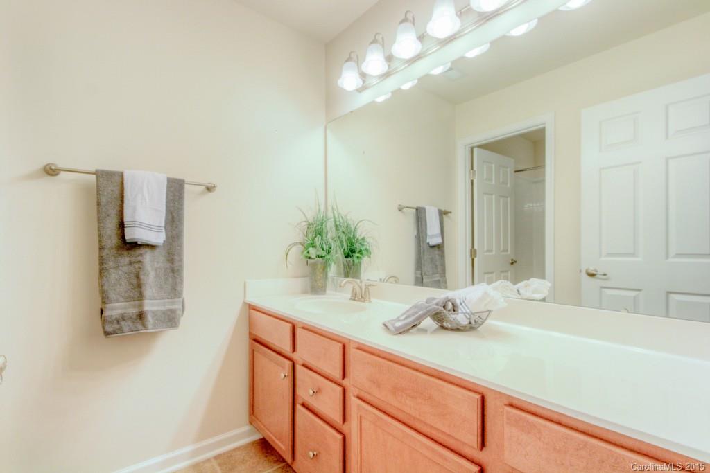 Lake Shore - Residential