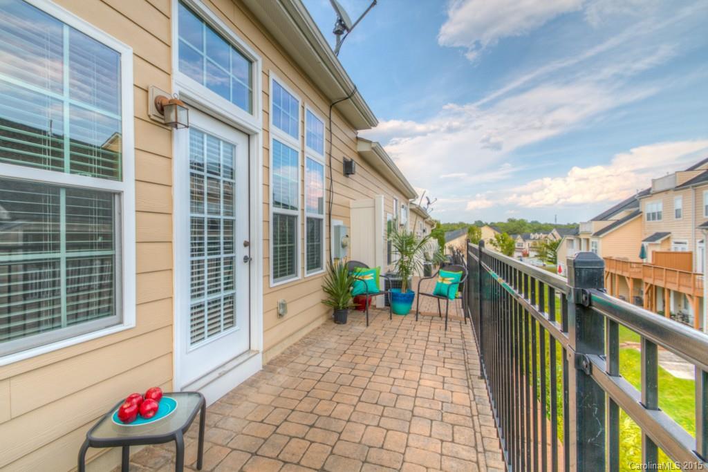 Lake Shore - Residential