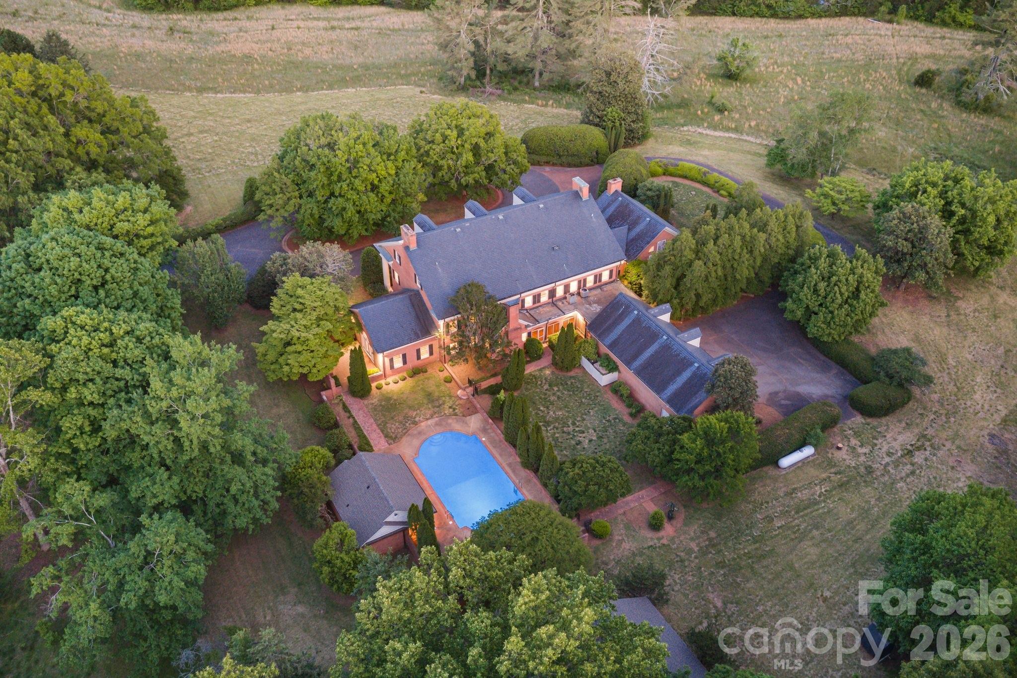The Knolls - Residential