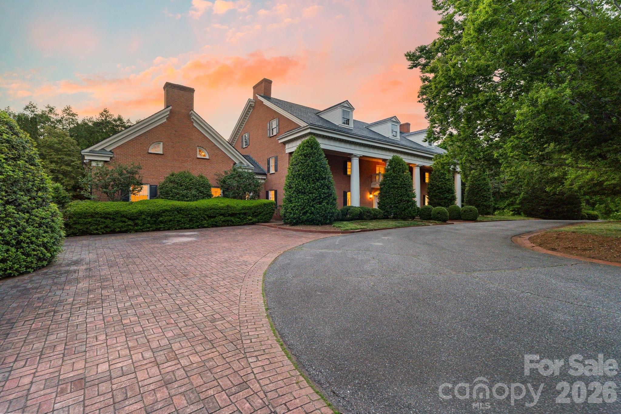 The Knolls - Residential