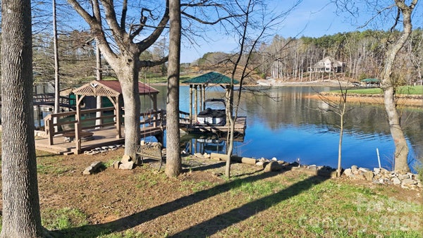 232 APACHE RD, TROUTMAN, NC 28166 - Image 4cab72d1fd9faa00a5d2a6e9d006a63c/115504095