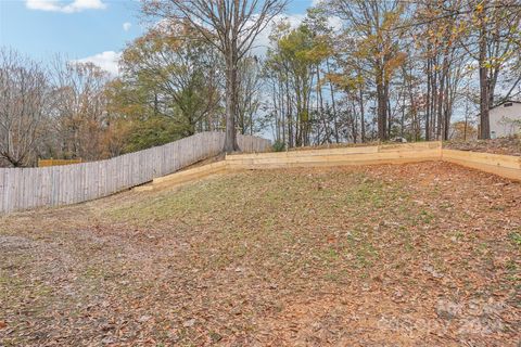 A home in Pineville