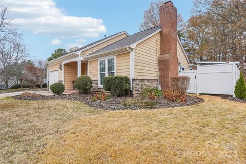 A home in Pineville