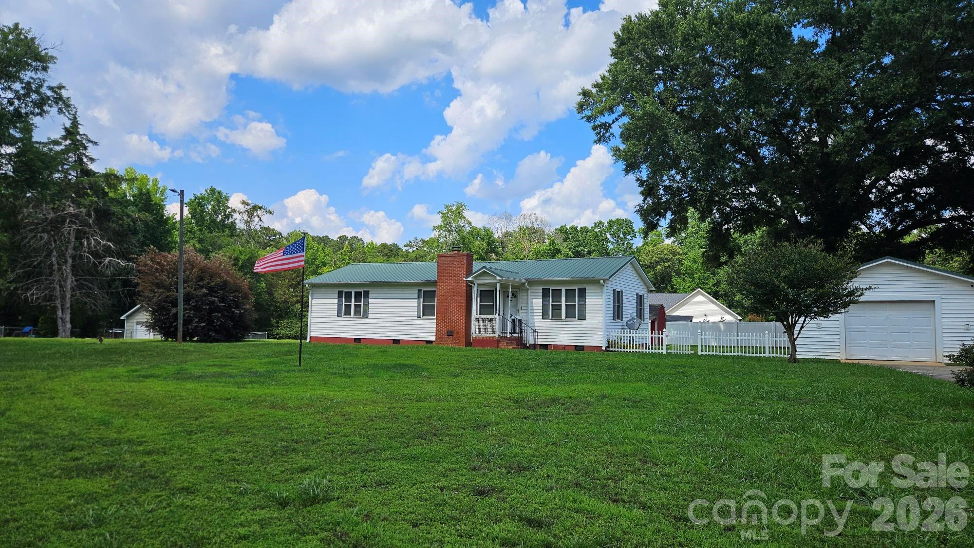 Photo 1 of 14 — 768 Peachtree Road, Rock Hill, SC 29730