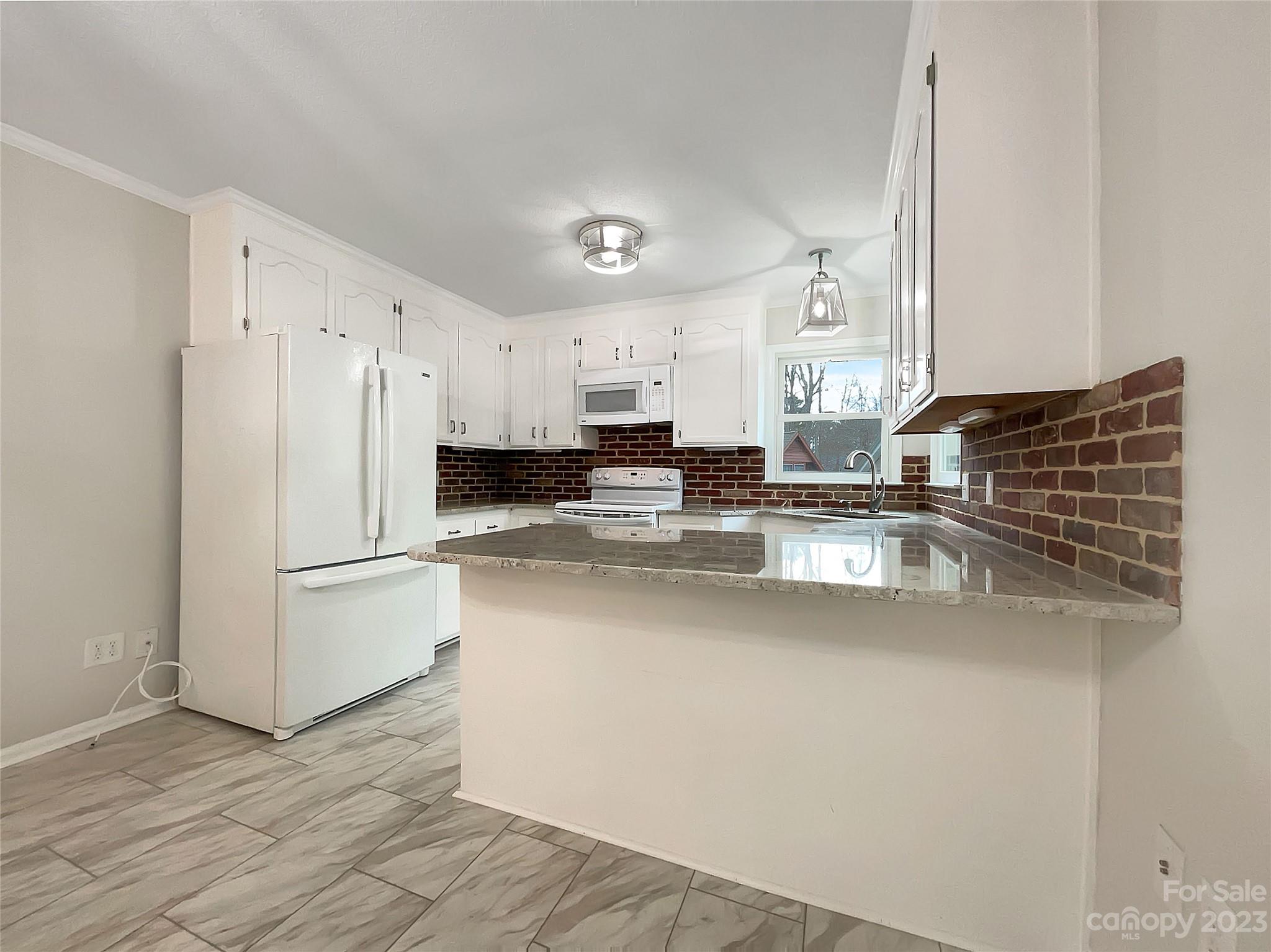 Country Oaks - Residential