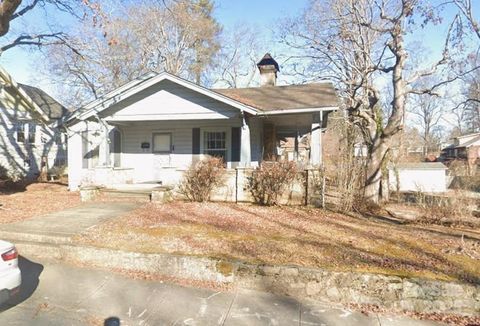 515 3rd Avenue Hendersonville NC 28739