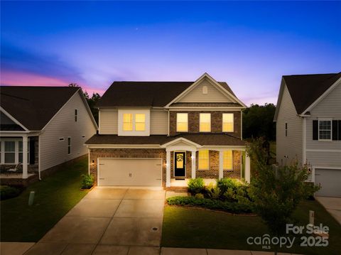 2007 Lydney Circle Waxhaw NC 28173