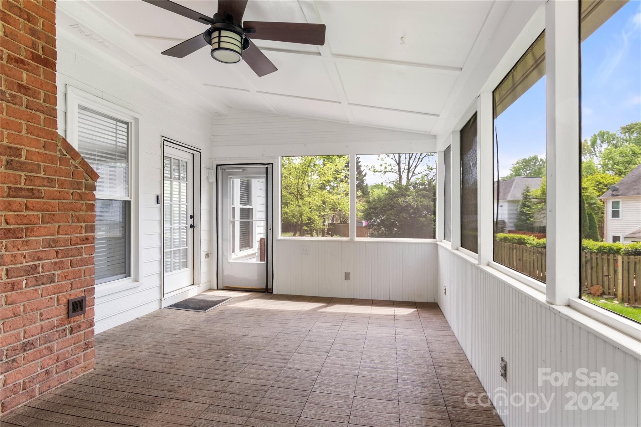 Wynfield Creek - Residential