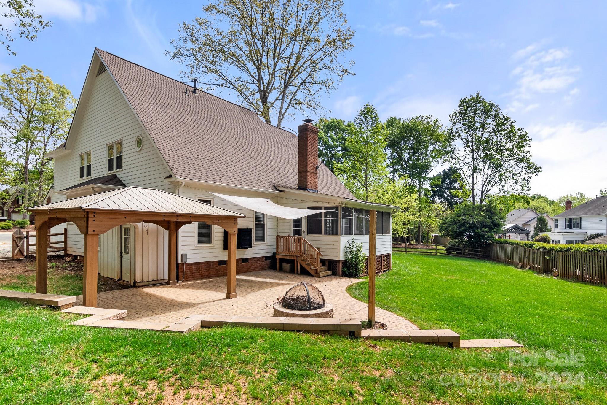 Wynfield Creek - Residential