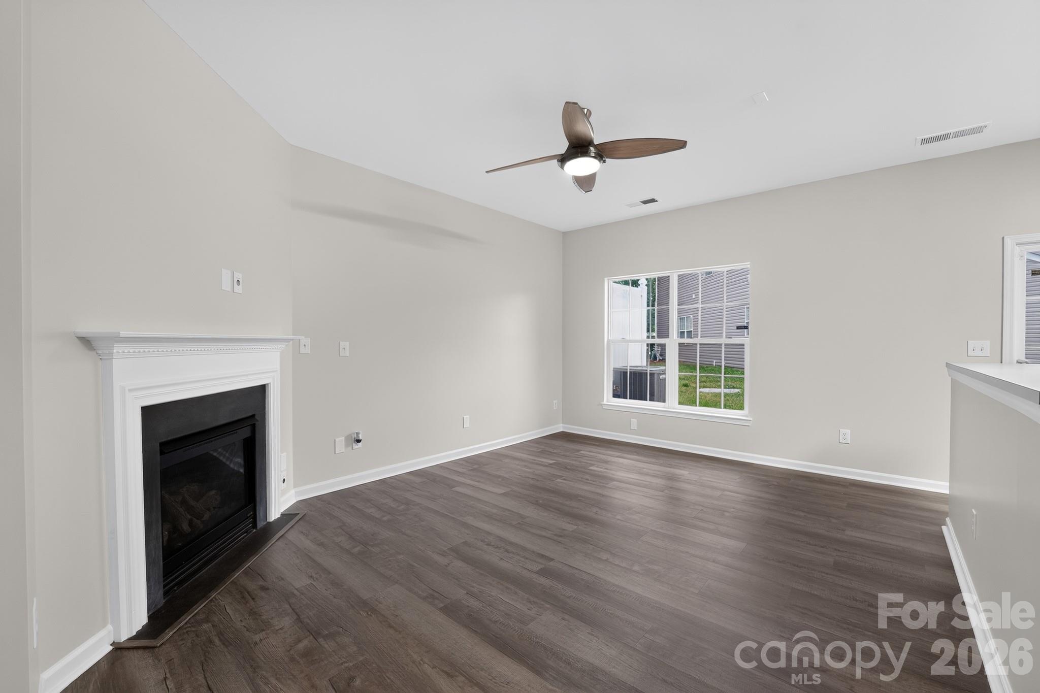 8531 Carolina Lily Lane