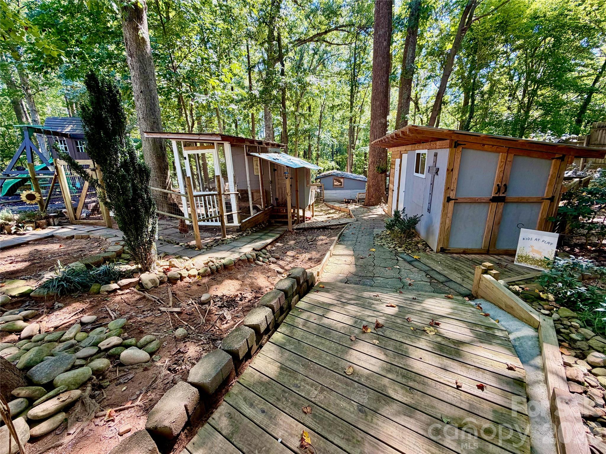 7180 Forney Hill Road