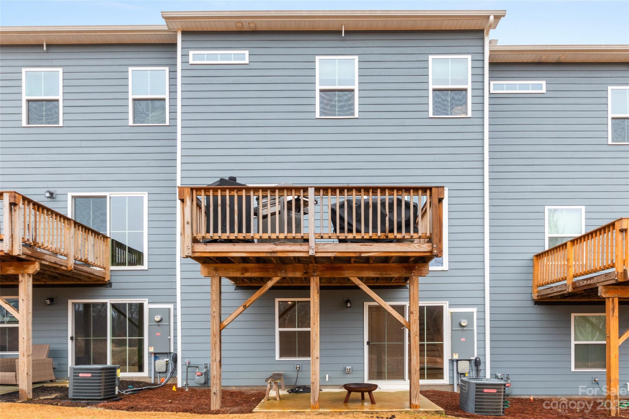 Trinity Townes - Residential