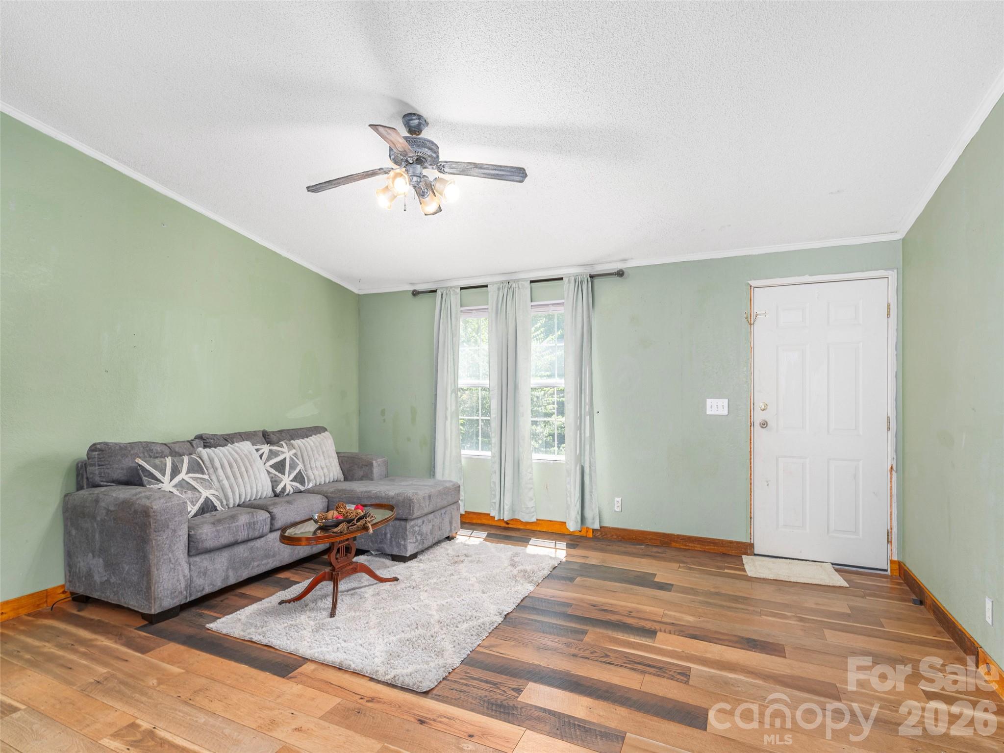 152 Hollon Cove