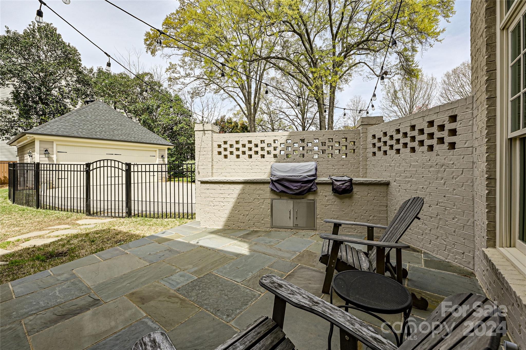 Myers Park - Residential