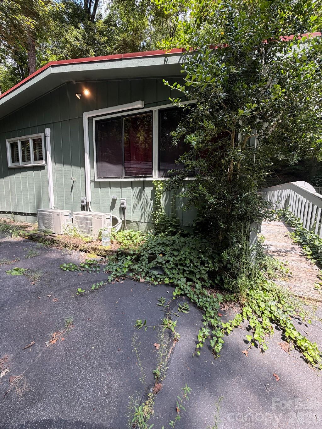 232 Island Creek Road