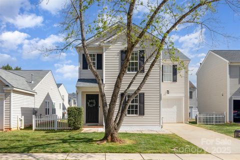 1227 Triece Lane Charlotte NC 28215