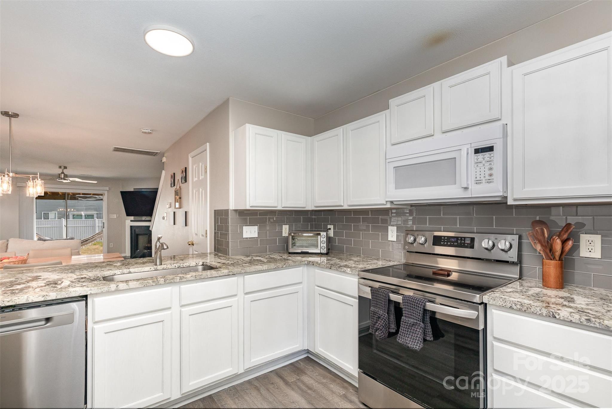 1227 Triece Lane