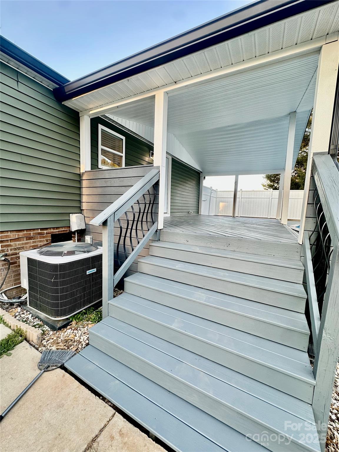 Stones Throw - Residential