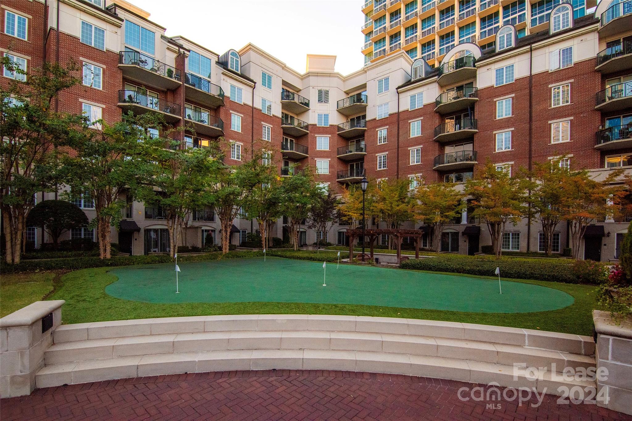 Fifth And Poplar - Residential Lease