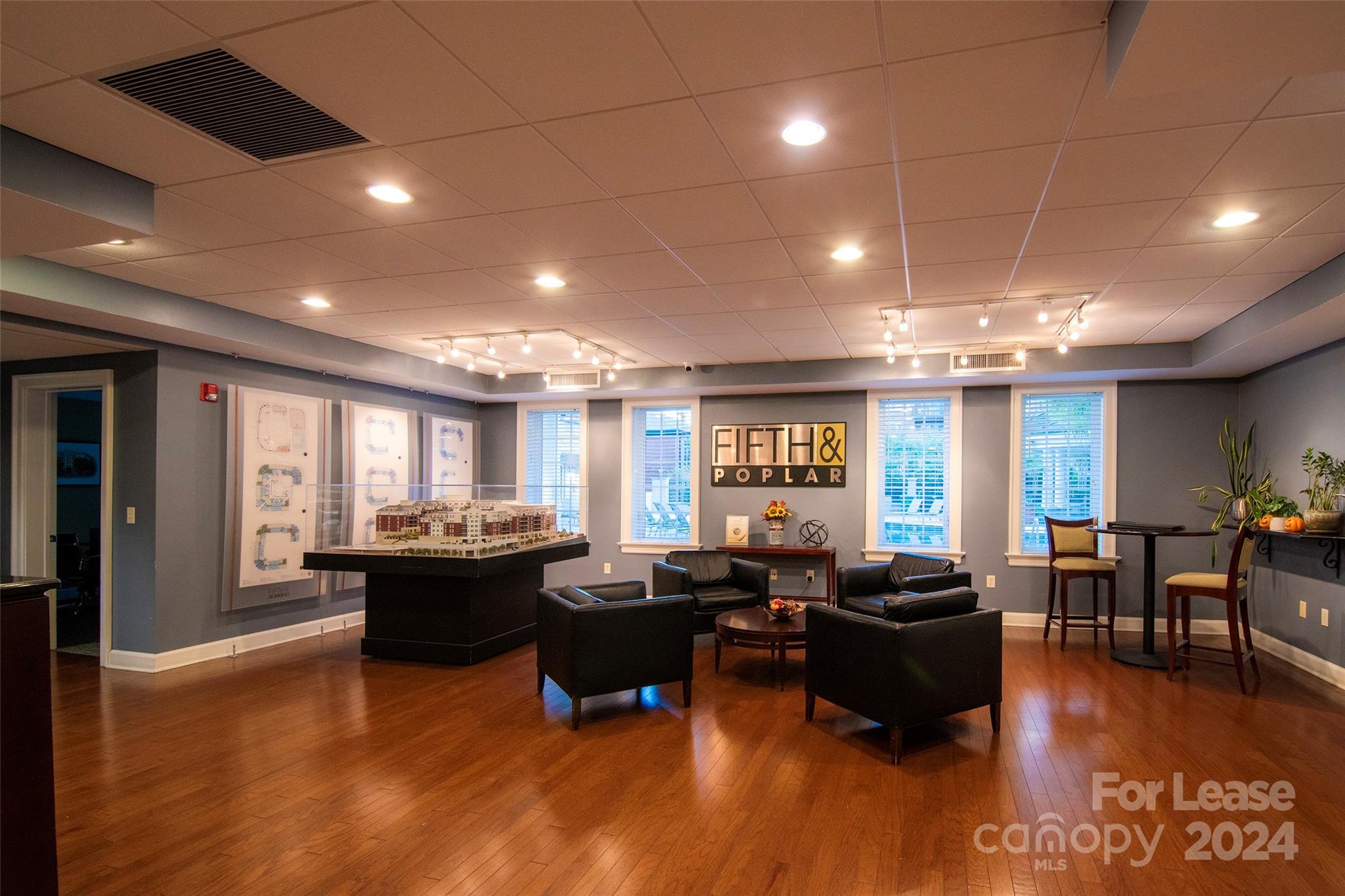 Fifth And Poplar - Residential Lease