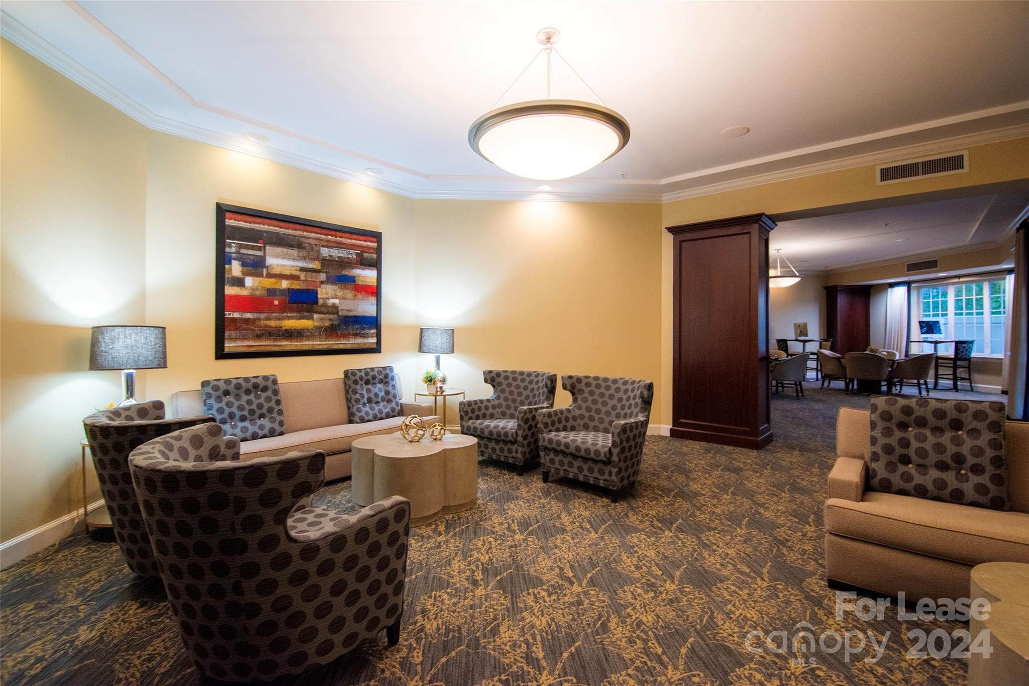 Fifth And Poplar - Residential Lease