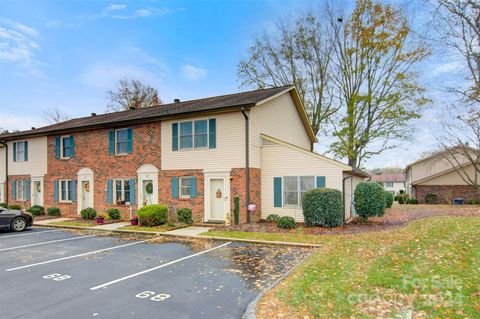 A home in Hickory