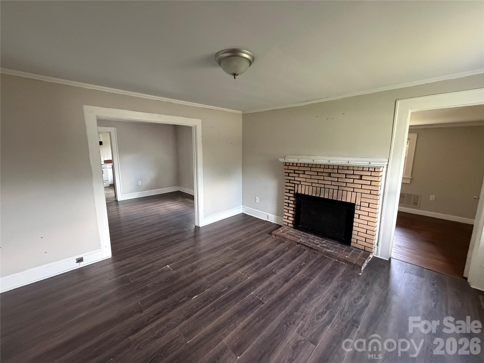 1002 N Salisbury Avenue