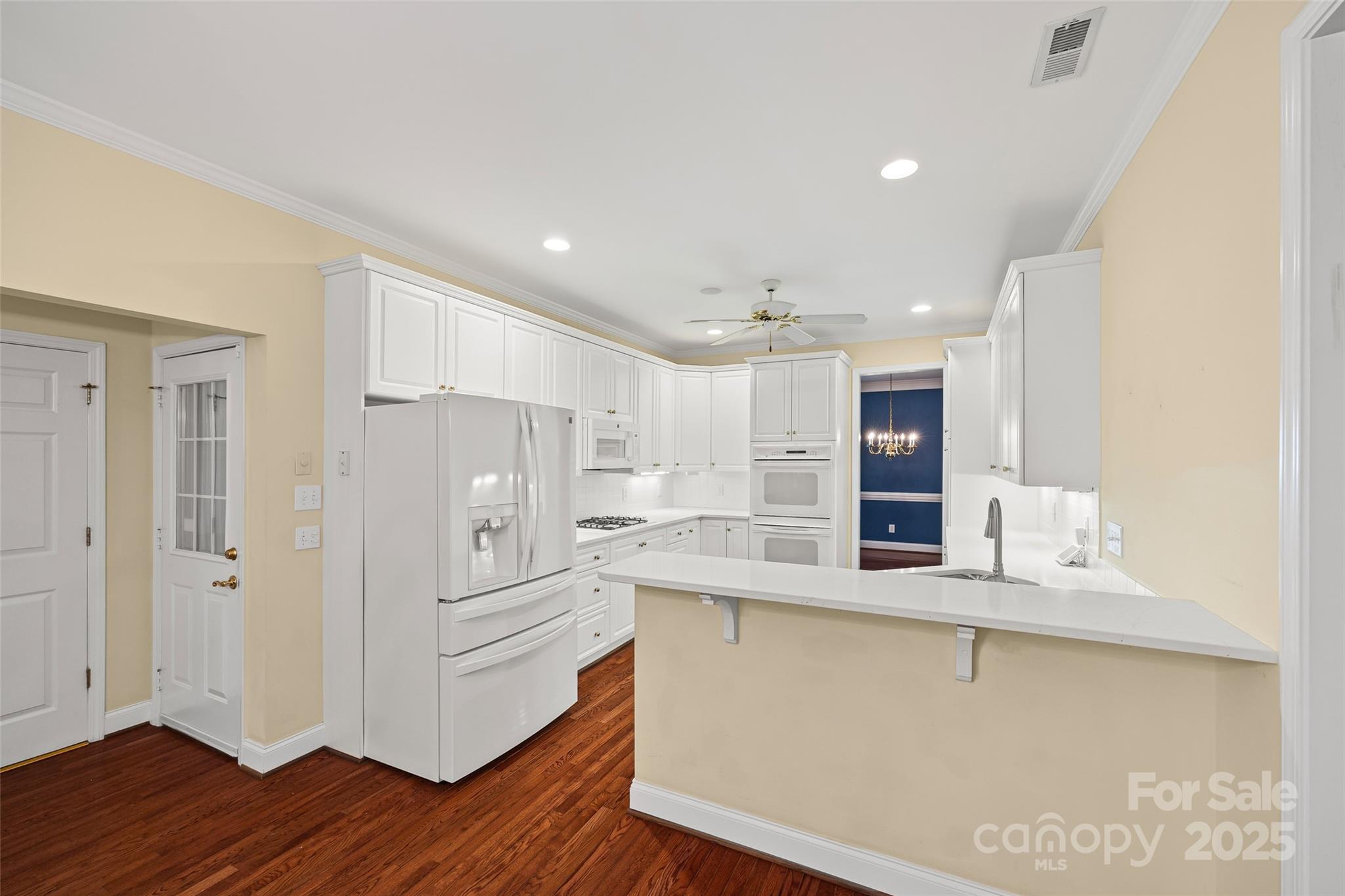 Friendfield - Residential