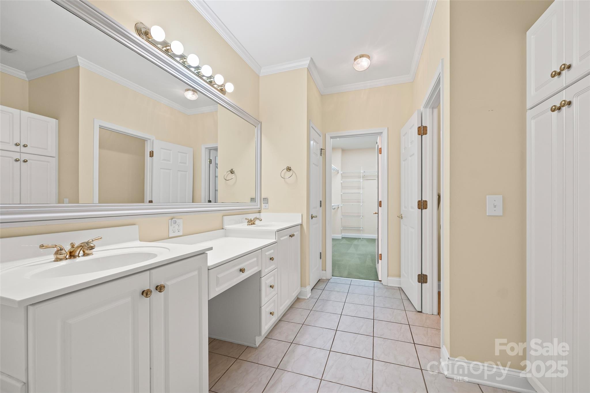 Friendfield - Residential