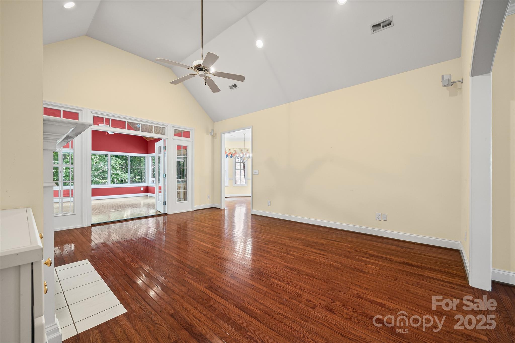 Friendfield - Residential