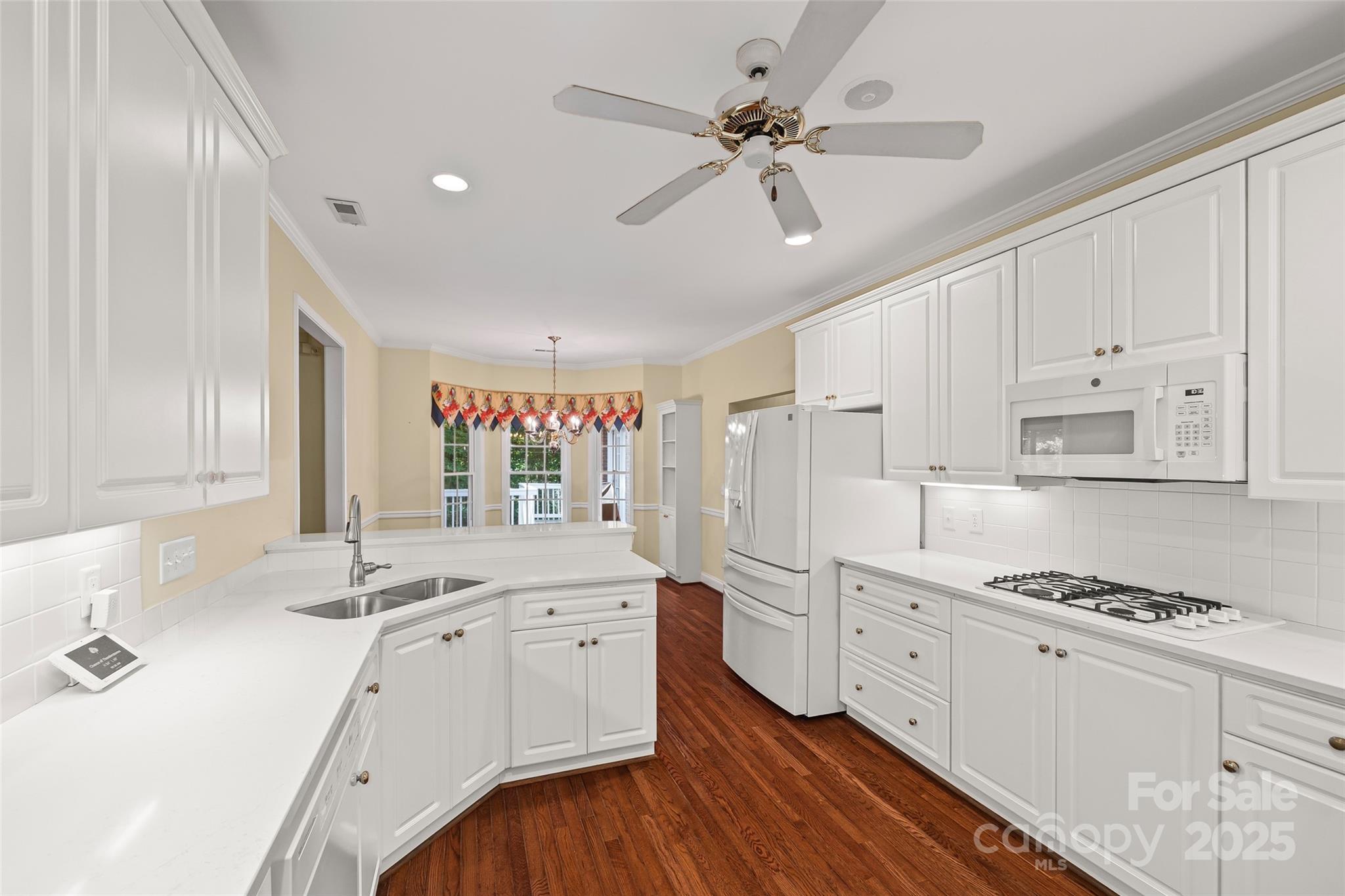 Friendfield - Residential