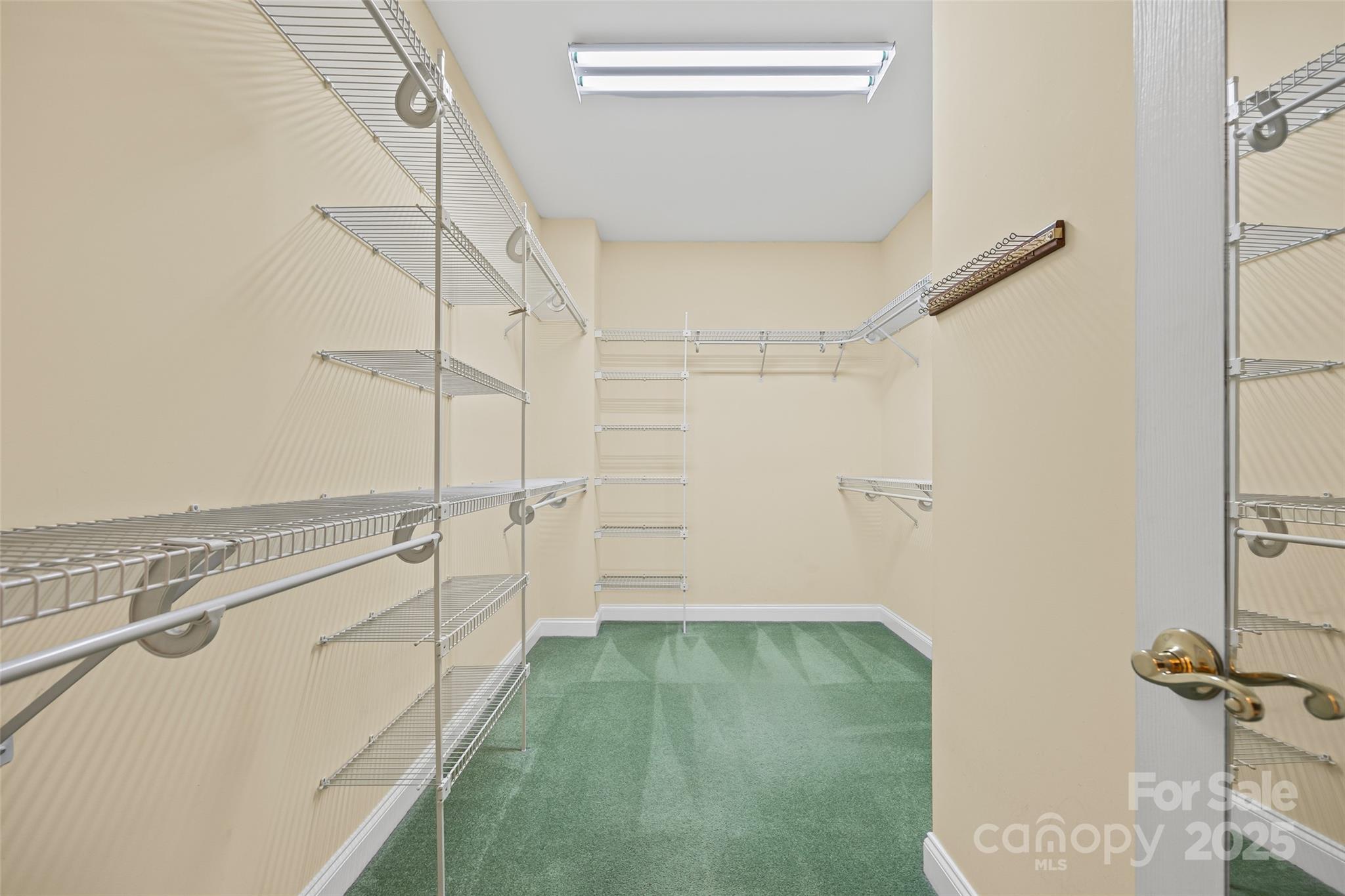 Friendfield - Residential