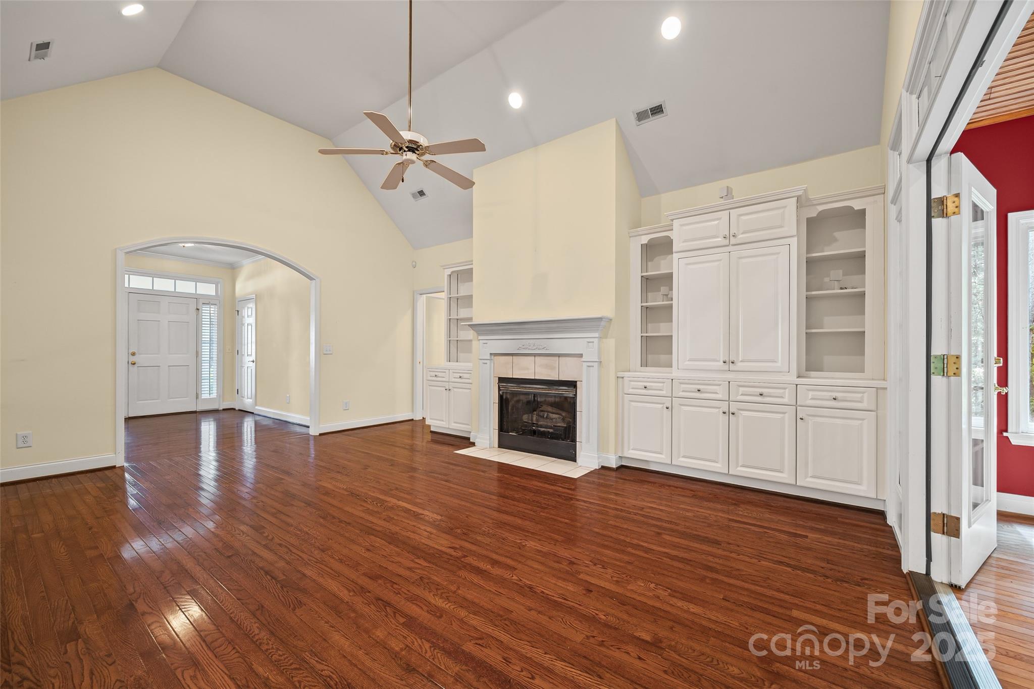 Friendfield - Residential