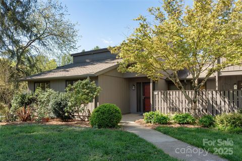 530 Crowfields Lane Asheville NC 28803