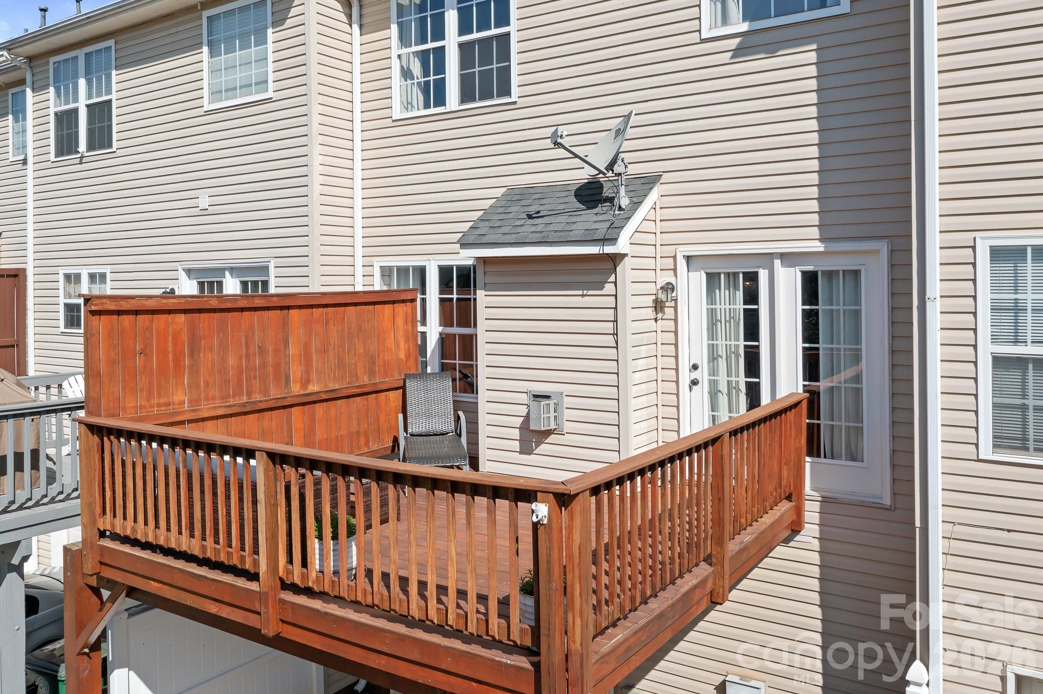 Oakhurst - Residential