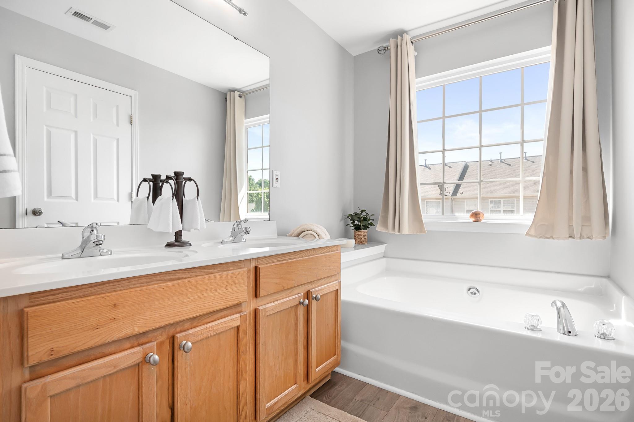 Oakhurst - Residential