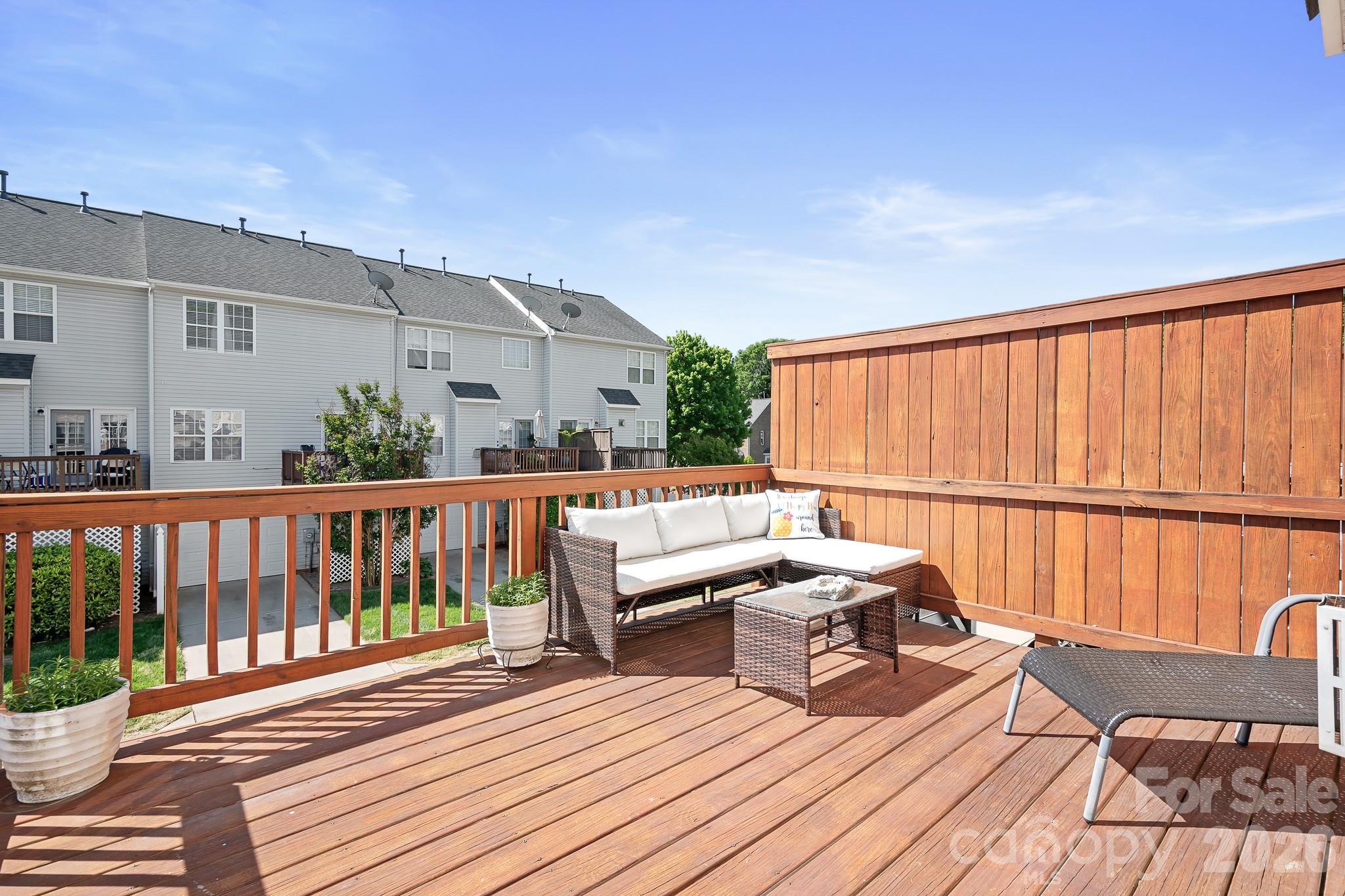 Oakhurst - Residential