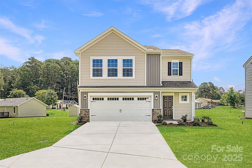 This new two-story Crane floorplan was designed for optimum comfort and convenience. The first floor features an open family room that flows seamlessly to the kitchen and breakfast room, plus a two-car garage. The second floor hosts a versatile loft that adds shared living space and four restful bedrooms including a large owner’s suite. Welcome to Blackwood Creek, an exclusive community with only 38 homesites located just 35 minutes from Uptown Charlotte in Gastonia. The community is conveniently located nearby I-85, Crowders Mountain, shopping, dining, and medical facilities.