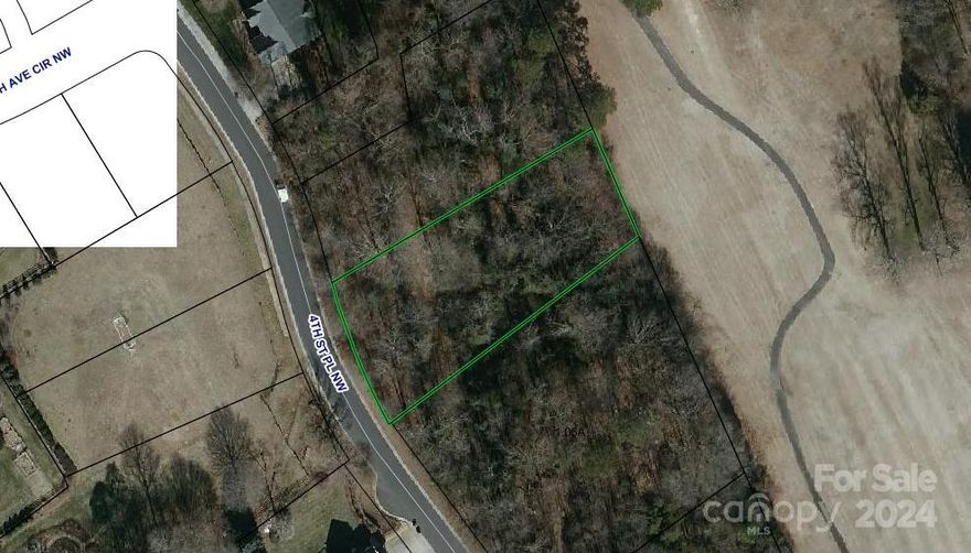 Location, Location, Location! Hutton Estate in NW Hickory! Convenient to everything: the new Riverwalk, parks, shopping, schools, dining hotspots! Don't miss this opportunity to build the home you've always dreamed of!