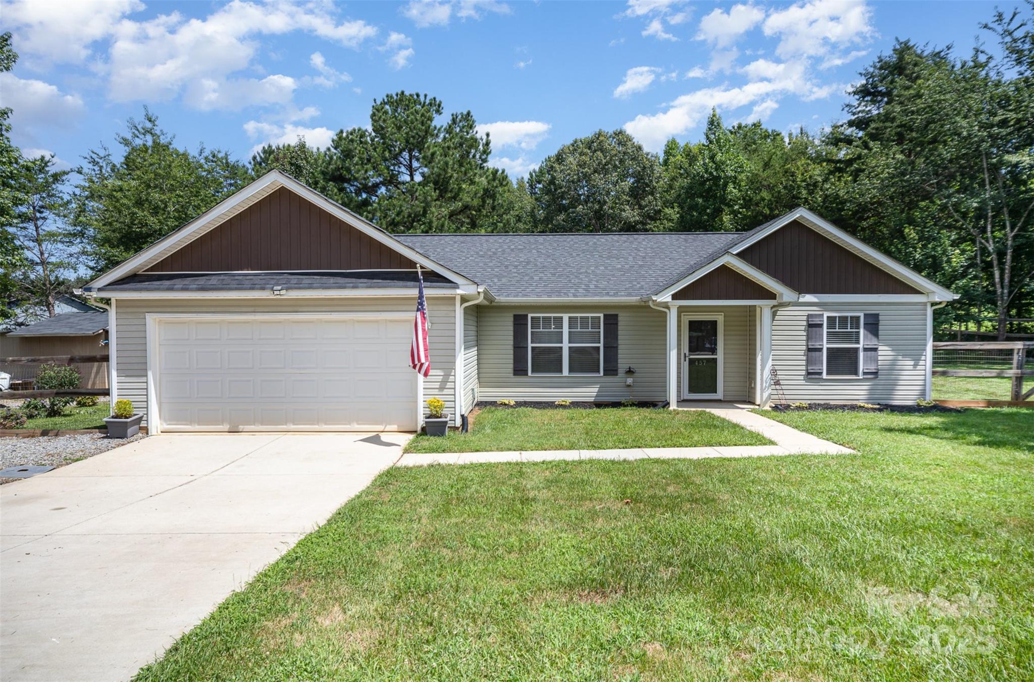 Summer Ridge - Residential