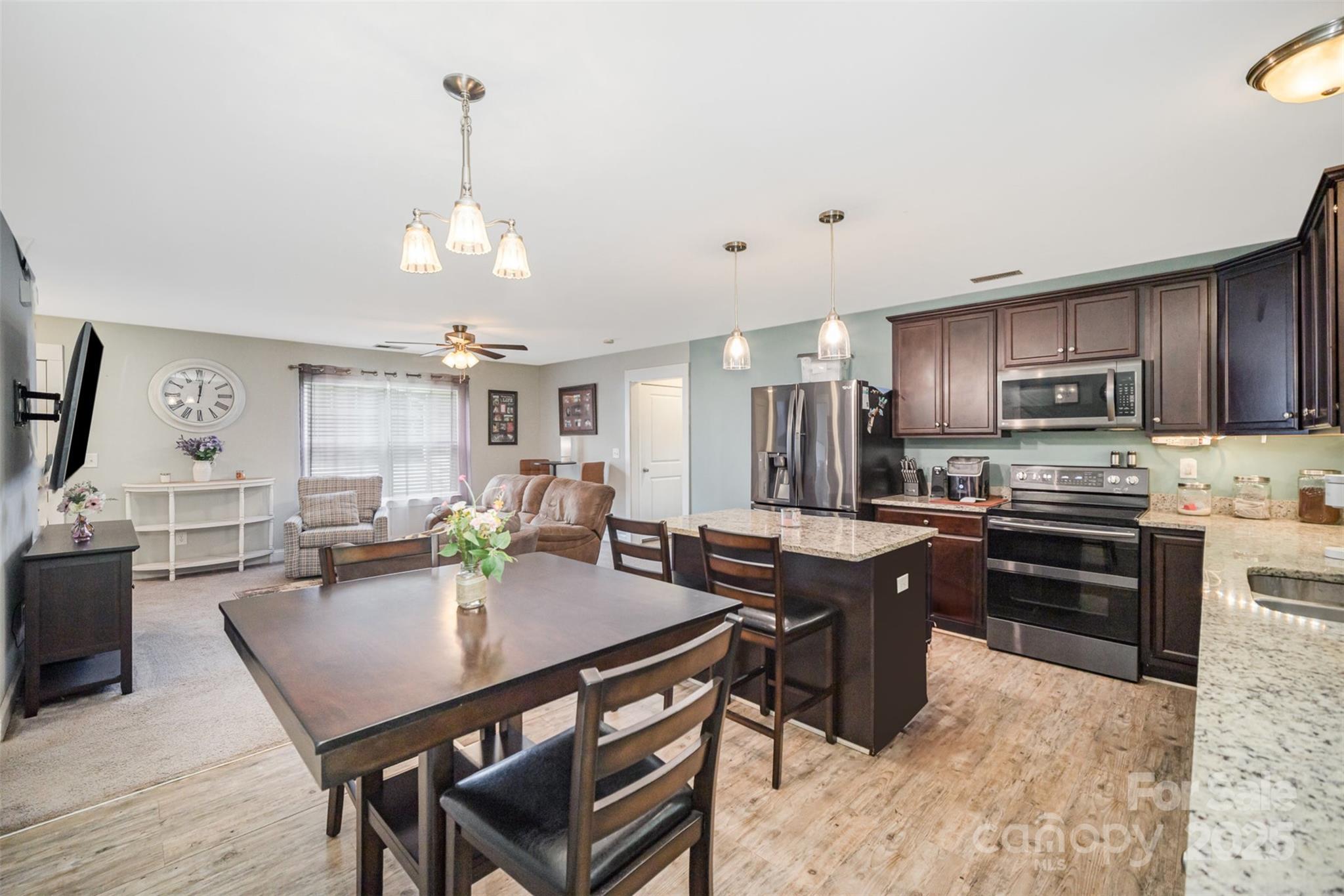 Summer Ridge - Residential