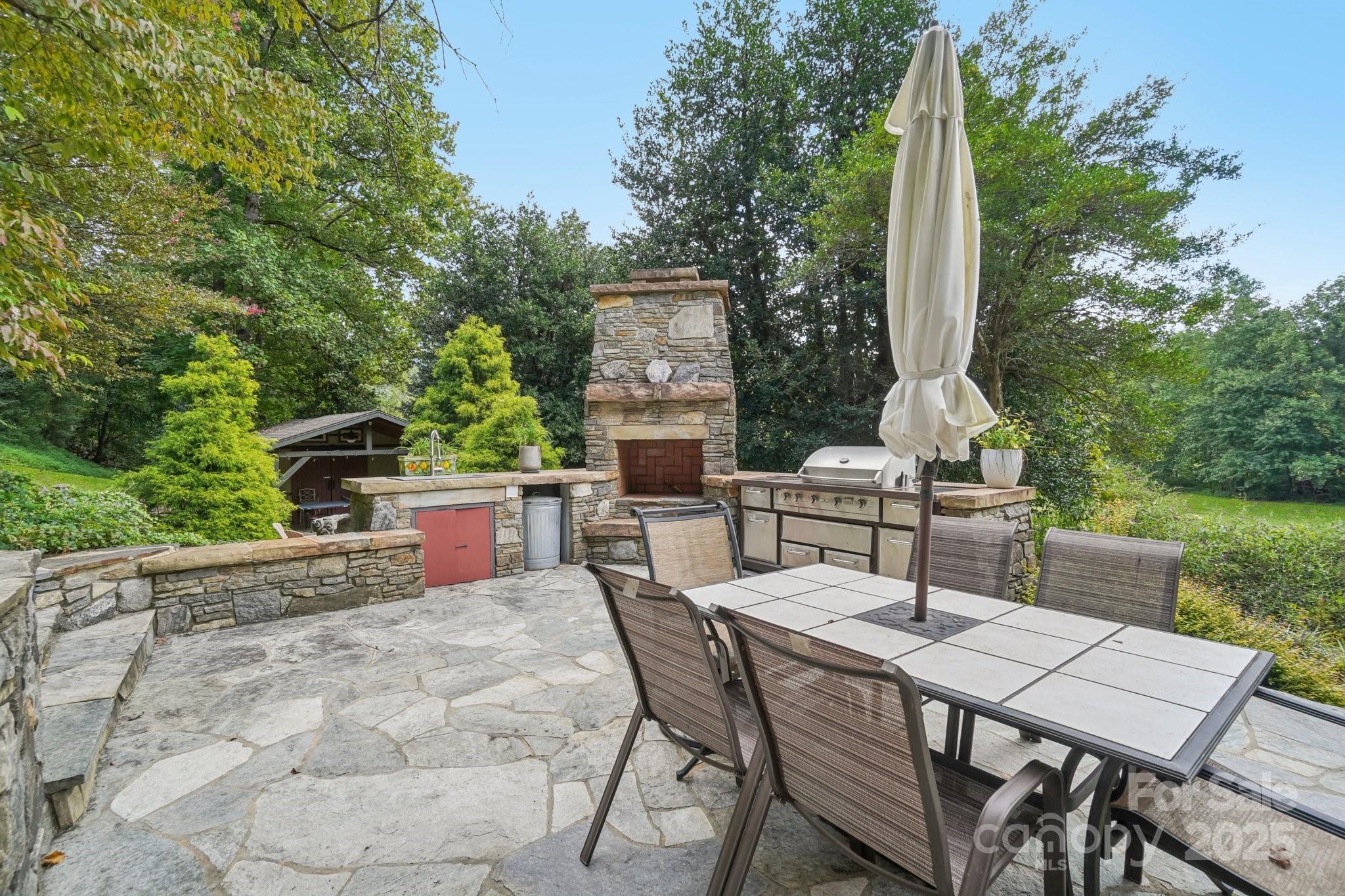 Rumbling Bald on Lake Lure - Residential