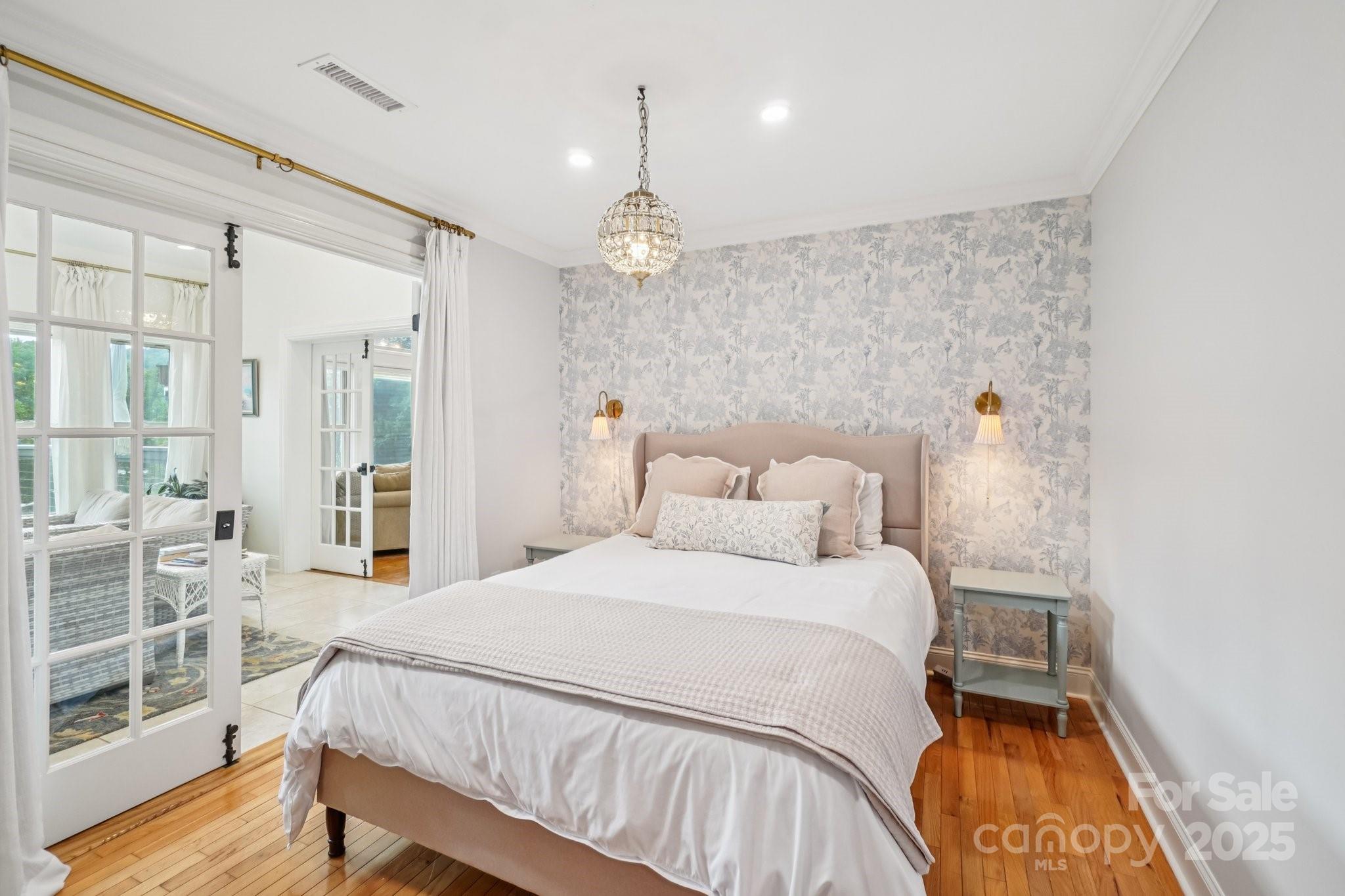 Rumbling Bald on Lake Lure - Residential