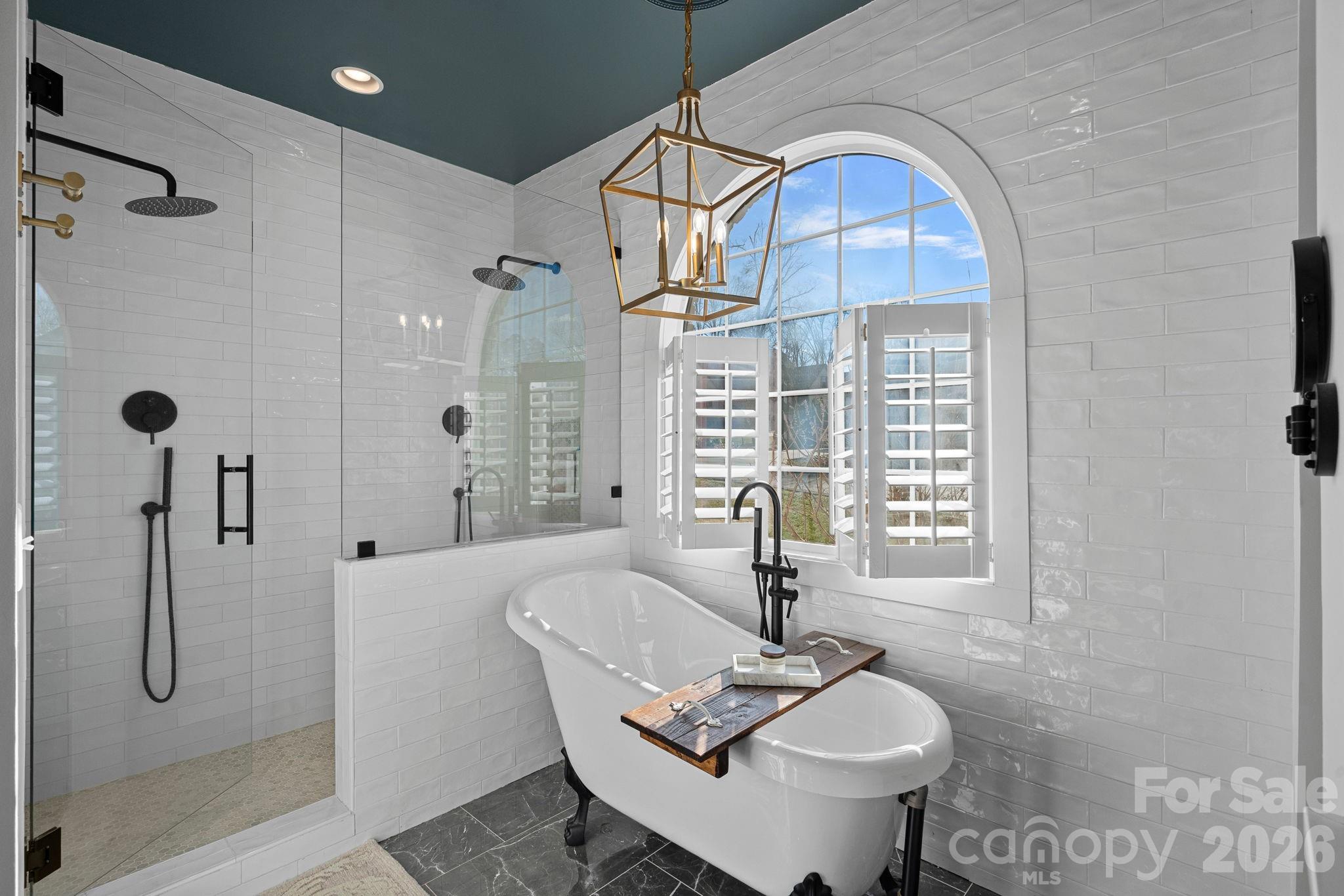 Treetops At Cowans Ford - Residential